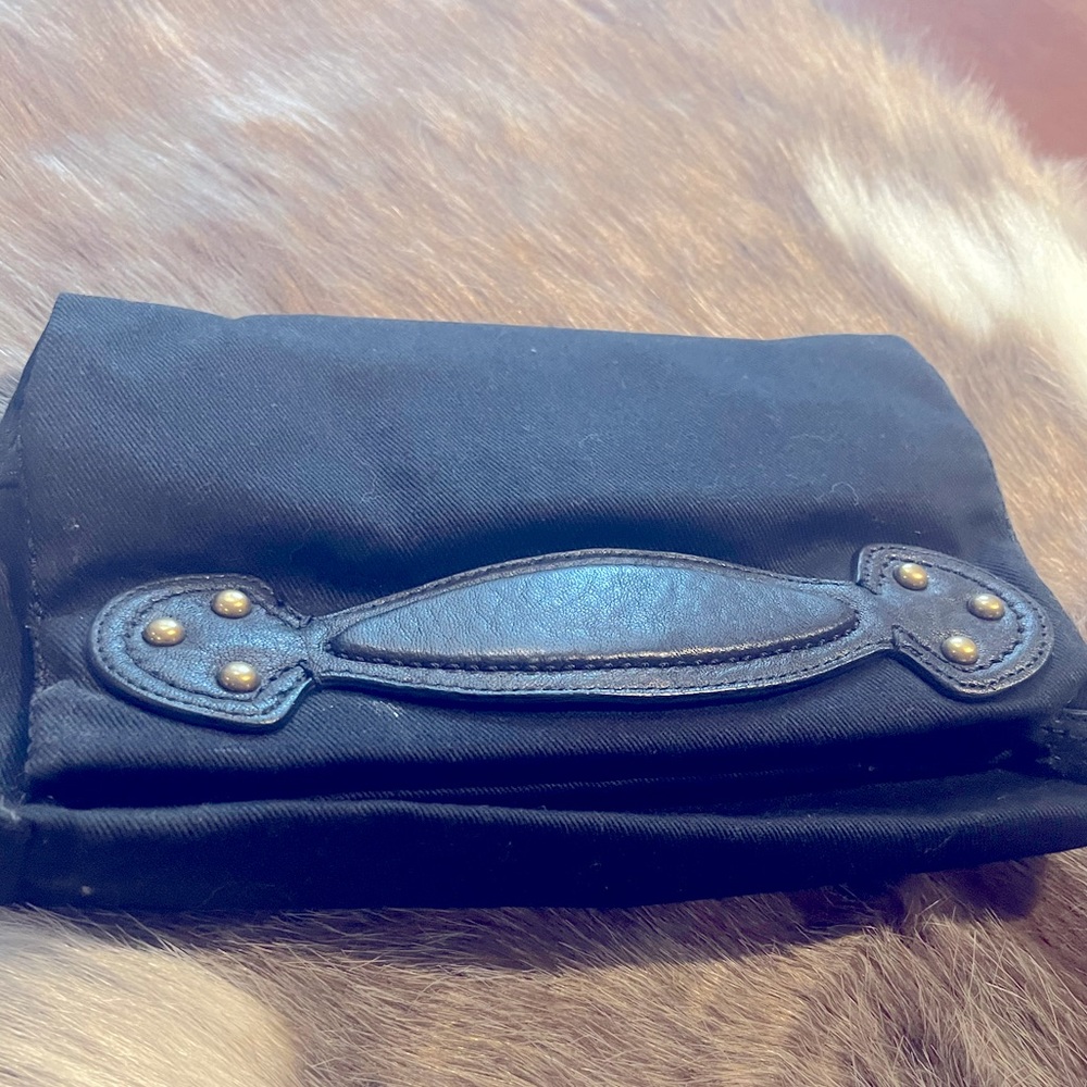 Gap Clutch